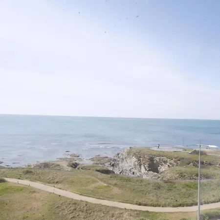 Le Bel'vue De St Hilaire Apartment *