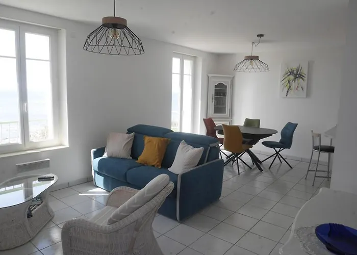 Le Bel'vue De St Hilaire